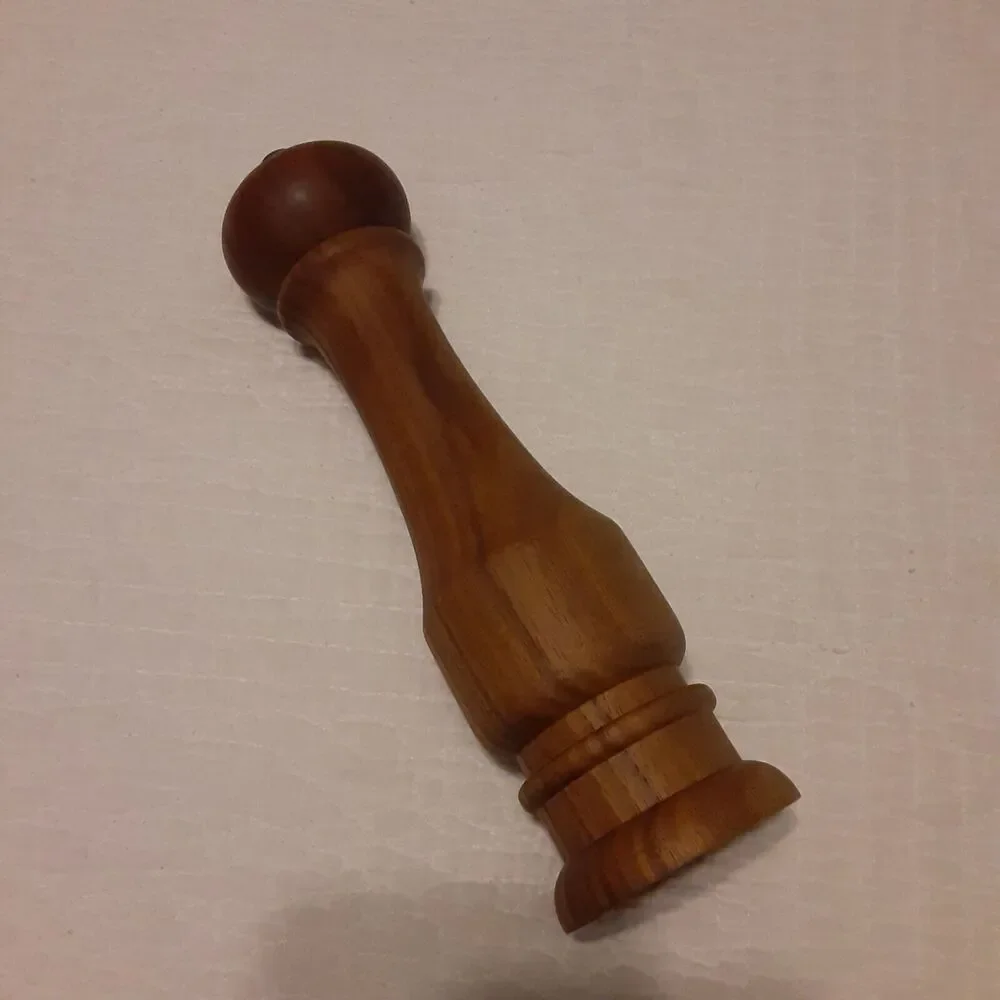 Williams Sonoma Wooden Salt Grinder Versatile U.S.A.